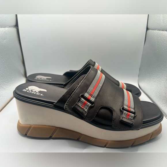 Sorel Joanie III Leather Chunky Platform Slide Sandals Black Gum Size: 11 - Picture 9 of 12